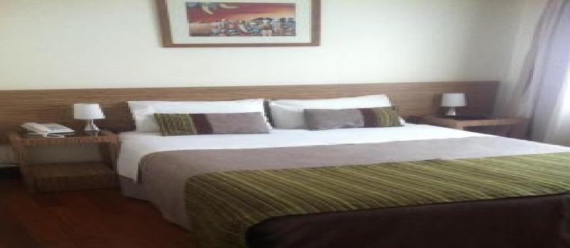 Rq Bosque Tobalaba Hotel ซานติอาโก ภายนอก รูปภาพ